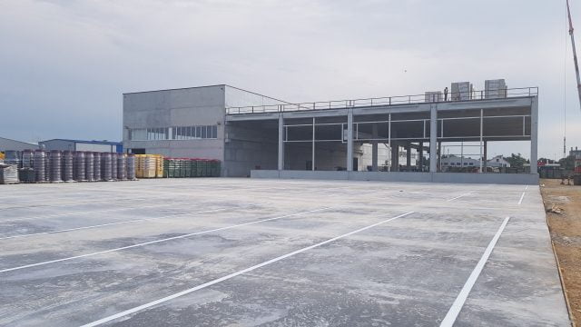 Expansion of business space